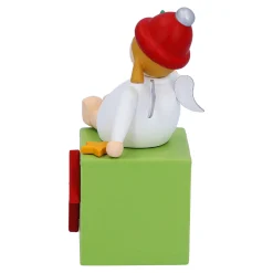Käthes Original Engel mit Geschenkpäckchen 